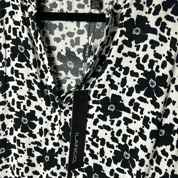 ILANCO NWT black & white abstract floral,  v neck , tie strap cuffs, hi low - Picture 13 of 14